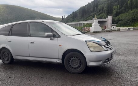 Honda Stream I рестайлинг, 2002 год, 540 000 рублей, 2 фотография
