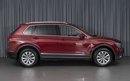 Volkswagen Tiguan II, 2017 год, 2 224 000 рублей, 5 фотография