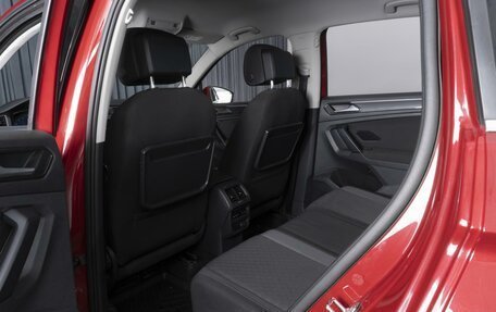 Volkswagen Tiguan II, 2017 год, 2 224 000 рублей, 11 фотография