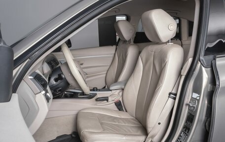 BMW 3 серия, 2013 год, 1 750 000 рублей, 10 фотография