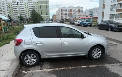 Renault Sandero II рестайлинг, 2019 год, 900 000 рублей, 1 фотография