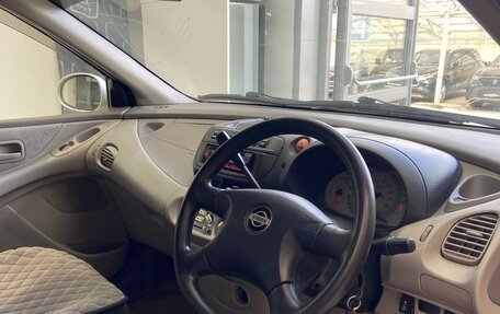 Nissan Tino, 2000 год, 270 000 рублей, 11 фотография