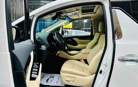 Toyota Vellfire II, 2021 год, 7 900 000 рублей, 5 фотография