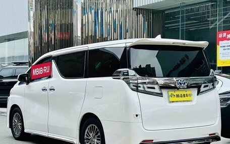 Toyota Vellfire II, 2021 год, 7 900 000 рублей, 3 фотография