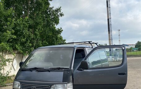 Toyota HiAce H100, 1995 год, 550 000 рублей, 2 фотография