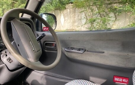 Toyota HiAce H100, 1995 год, 550 000 рублей, 24 фотография