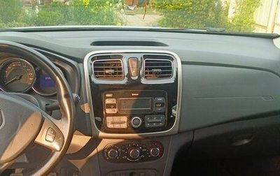 Renault Sandero II рестайлинг, 2017 год, 880 000 рублей, 1 фотография