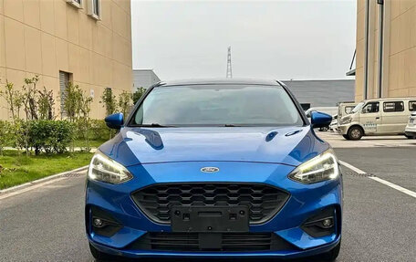 Ford Focus IV, 2022 год, 1 450 000 рублей, 2 фотография