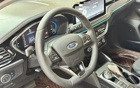 Ford Focus IV, 2022 год, 1 450 000 рублей, 5 фотография