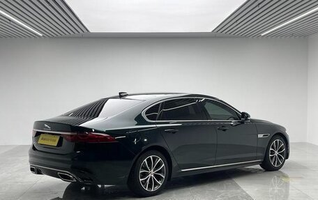 Jaguar XF II, 2022 год, 2 700 000 рублей, 5 фотография