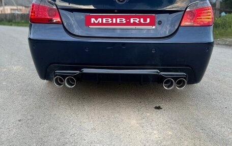 BMW 5 серия, 2007 год, 1 400 000 рублей, 13 фотография
