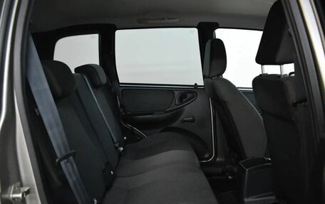 Chevrolet Niva I рестайлинг, 2019 год, 920 000 рублей, 10 фотография