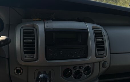 Renault Trafic, 2008 год, 1 000 000 рублей, 4 фотография