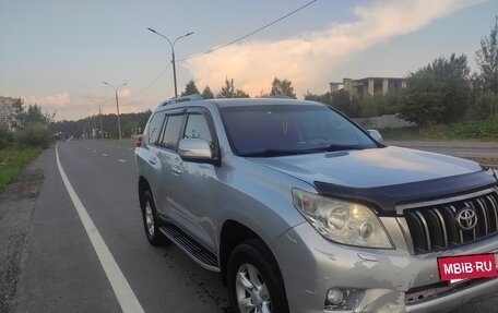 Toyota Land Cruiser Prado 150 рестайлинг 2, 2010 год, 1 900 000 рублей, 2 фотография