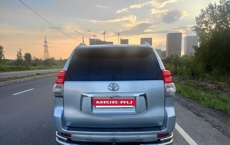 Toyota Land Cruiser Prado 150 рестайлинг 2, 2010 год, 1 900 000 рублей, 4 фотография