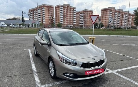 KIA cee'd III, 2015 год, 1 700 000 рублей, 2 фотография