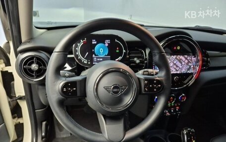 MINI Hatch, 2022 год, 2 165 000 рублей, 14 фотография