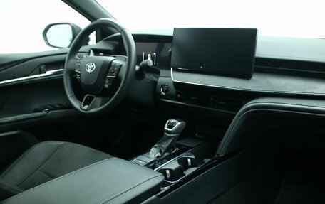 Toyota Camry, 2024 год, 4 450 000 рублей, 4 фотография