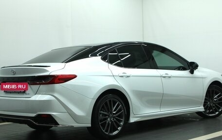 Toyota Camry, 2024 год, 4 450 000 рублей, 3 фотография