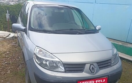 Renault Scenic III, 2004 год, 400 000 рублей, 2 фотография