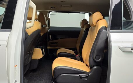 KIA Carnival, 2020 год, 2 500 000 рублей, 14 фотография