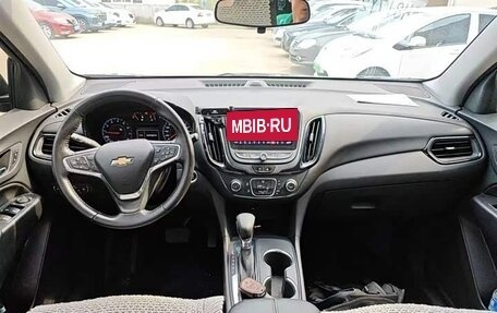 Chevrolet Equinox III, 2022 год, 1 750 000 рублей, 6 фотография