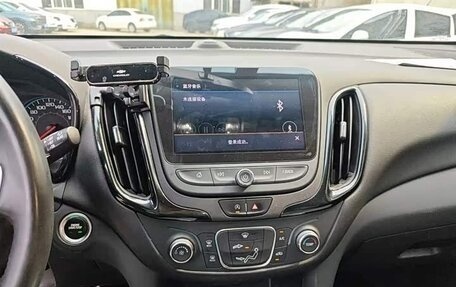 Chevrolet Equinox III, 2022 год, 1 750 000 рублей, 7 фотография