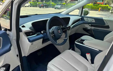 Buick GL8, 2023 год, 5 100 596 рублей, 5 фотография