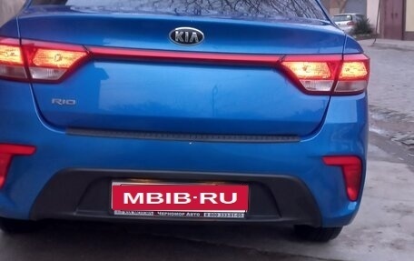 KIA Rio IV, 2018 год, 1 400 000 рублей, 5 фотография
