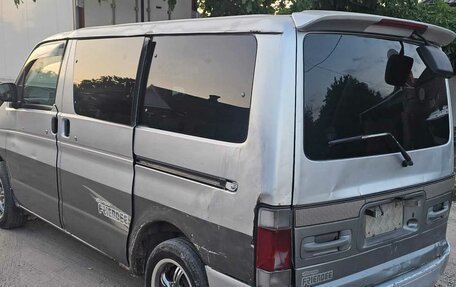 Mazda Bongo Friendee i рестайлинг, 1997 год, 350 000 рублей, 6 фотография