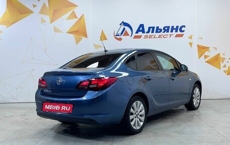 Opel Astra J, 2012 год, 640 000 рублей, 3 фотография