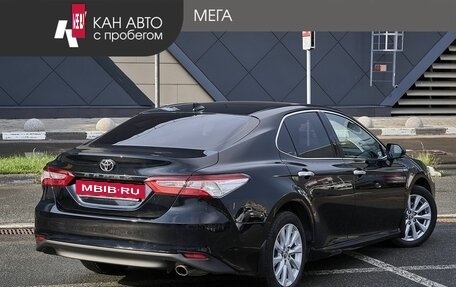 Toyota Camry, 2018 год, 2 288 000 рублей, 2 фотография