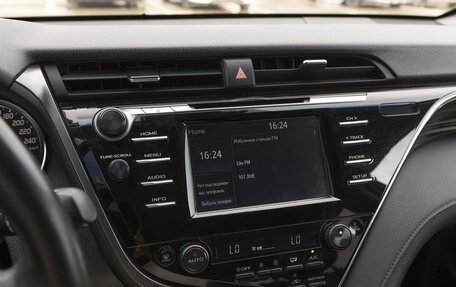 Toyota Camry, 2018 год, 2 288 000 рублей, 7 фотография