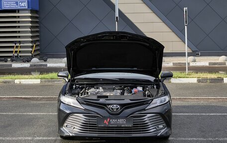 Toyota Camry, 2018 год, 2 288 000 рублей, 19 фотография