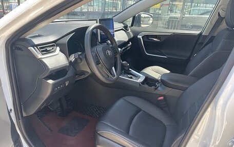 Toyota RAV4, 2021 год, 3 048 030 рублей, 10 фотография