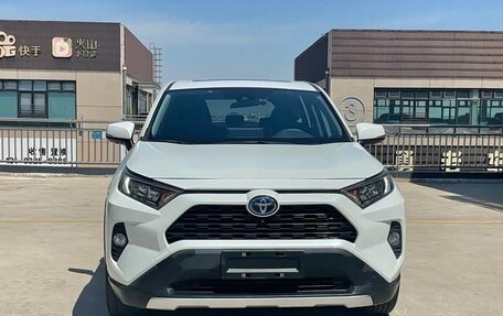 Toyota RAV4, 2021 год, 3 048 030 рублей, 7 фотография