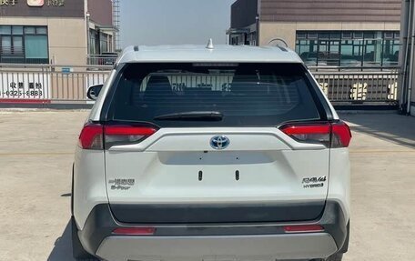 Toyota RAV4, 2021 год, 3 048 030 рублей, 16 фотография