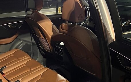 Audi Q7, 2021 год, 5 000 000 рублей, 14 фотография