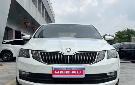Skoda Octavia, 2021 год, 1 494 000 рублей, 2 фотография