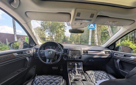 Volkswagen Touareg III, 2016 год, 3 990 000 рублей, 9 фотография