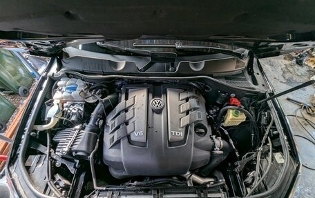 Volkswagen Touareg III, 2016 год, 3 990 000 рублей, 2 фотография