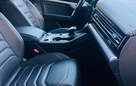 Volkswagen Touareg III, 2018 год, 4 600 000 рублей, 7 фотография