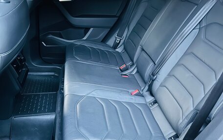Volkswagen Touareg III, 2018 год, 4 600 000 рублей, 8 фотография