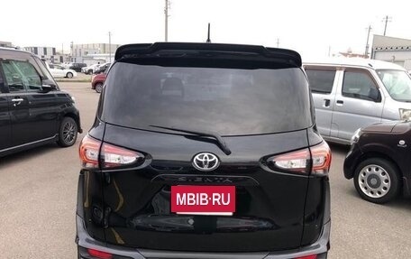 Toyota Sienta II, 2022 год, 1 159 000 рублей, 5 фотография