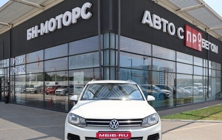 Volkswagen Touareg III, 2011 год, 1 780 000 рублей, 8 фотография