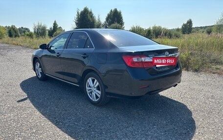 Toyota Camry, 2013 год, 1 370 000 рублей, 5 фотография
