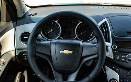Chevrolet Cruze II, 2013 год, 889 000 рублей, 6 фотография