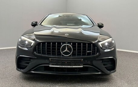 Mercedes-Benz E-Класс AMG, 2022 год, 6 250 900 рублей, 2 фотография