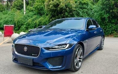 Jaguar XE I рестайлинг, 2021 год, 2 240 000 рублей, 1 фотография