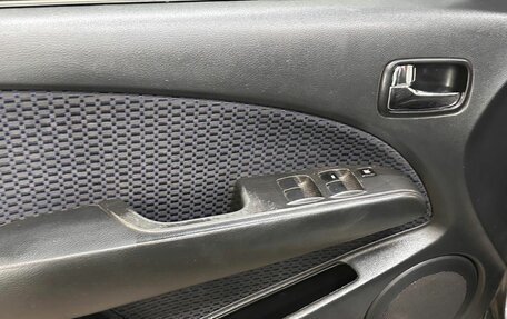Mitsubishi Outlander III рестайлинг 3, 2007 год, 647 000 рублей, 13 фотография